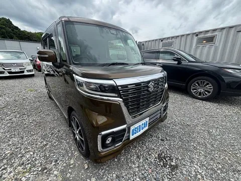 Suzuki Spacia Custom