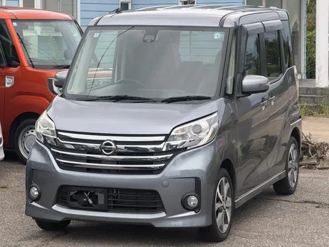 Nissan Dayz Roox