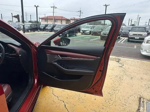 Mazda MAZDA3 Fastback