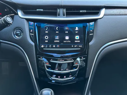 Cadillac XTS