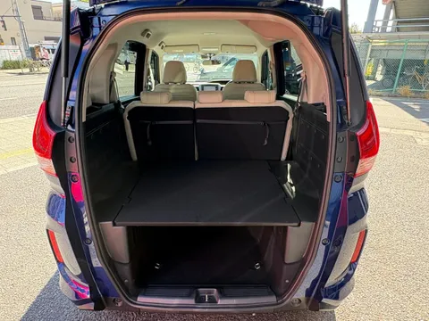Honda Freed Plus