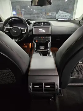 Jaguar XEL