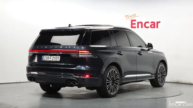 Lincoln Aviator