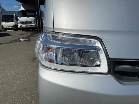 Toyota TownAce Van