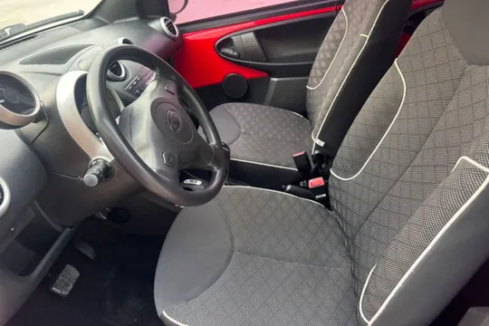 BYD F0