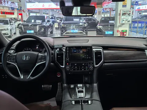 Honda UR-V
