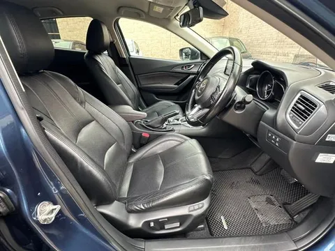 Mazda Axela Sport