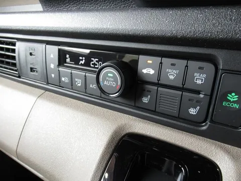 Honda N-BOX Joy