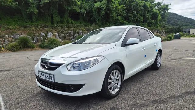 Renault SM3