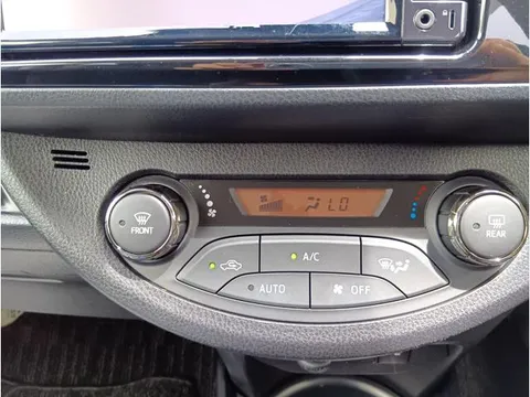 Toyota Yaris (Vitz)