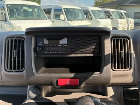 Nissan Clipper