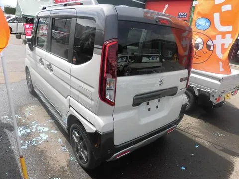 Suzuki Spacia Gear