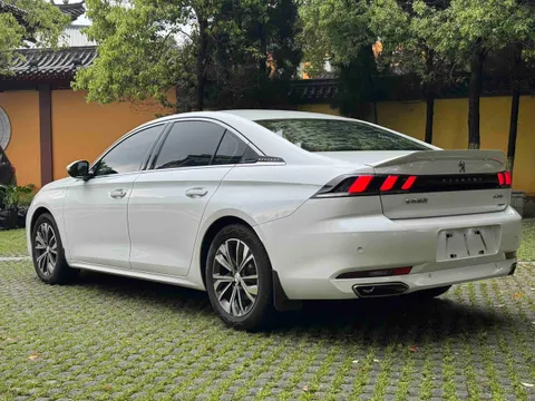 Peugeot 508L