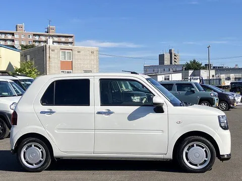 Daihatsu Mira Tocot