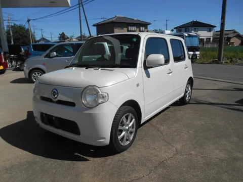Daihatsu Mira Cocoa