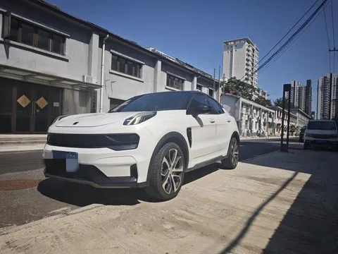 Lynk & Co Lynk & Co 05