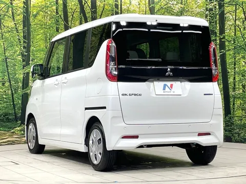 Mitsubishi eK Space
