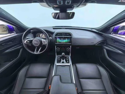 Jaguar XEL