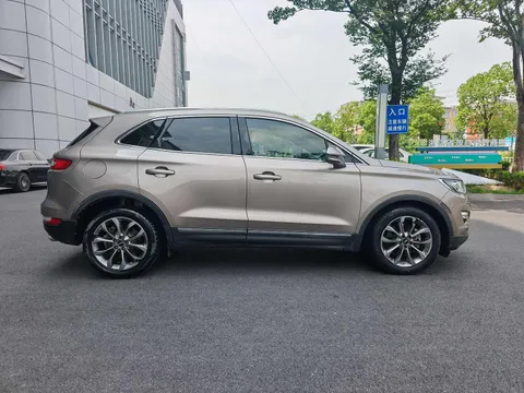 Lincoln MKC