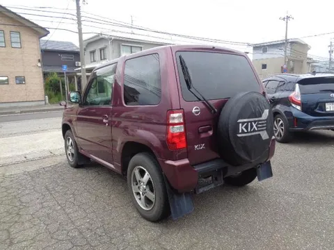 Nissan KIX