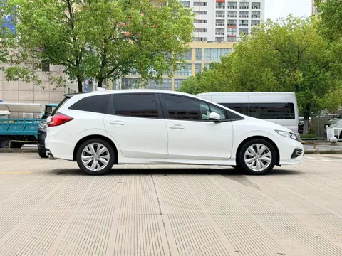 Honda Jade