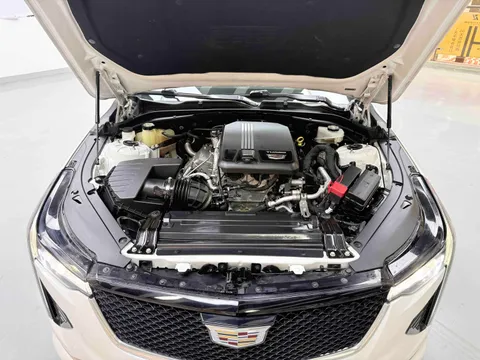 Cadillac CT4