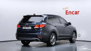 Hyundai Grand Santa Fe (Maxcruz)