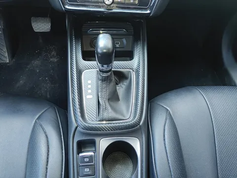 Roewe i5