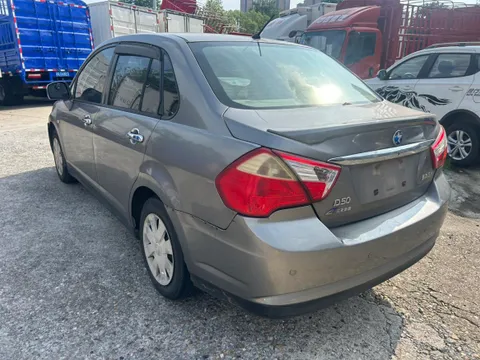 Venucia D50
