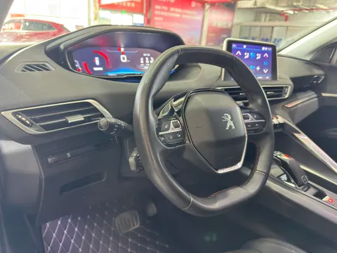 Peugeot 4008