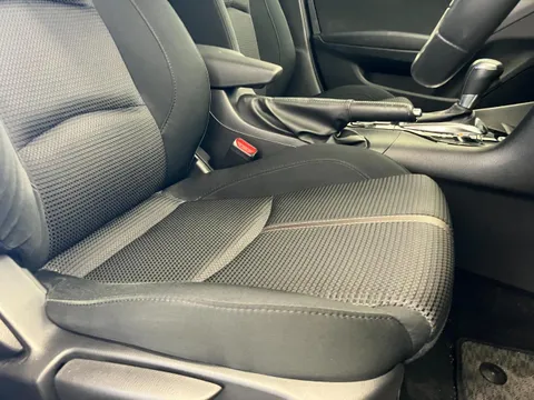 Mazda Axela Sport