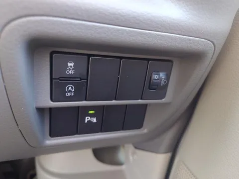 Mitsubishi Minicab Van