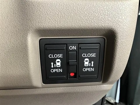 Honda N-BOX Joy