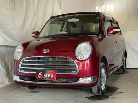 Daihatsu Mira Gino