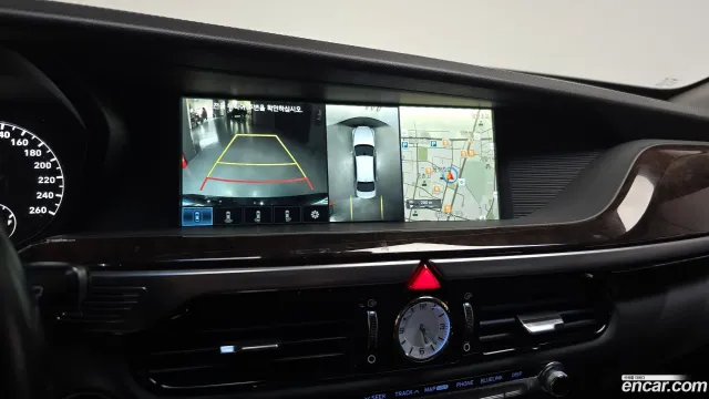 Genesis G90 (EQ900)
