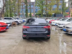 Zotye Z700