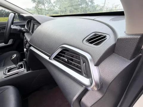 Venucia T90