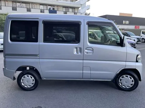 Nissan Clipper
