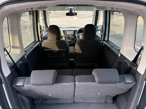 Mitsubishi eK Space Custom