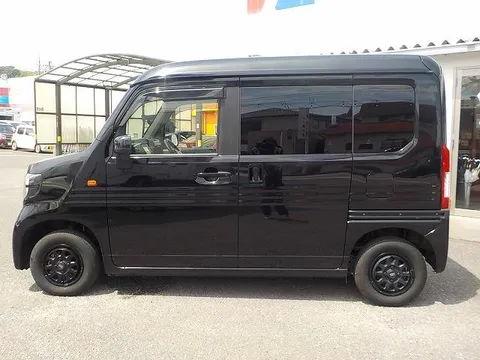 Honda N-VAN Plus Style