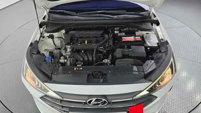 Hyundai Elantra (Avante)