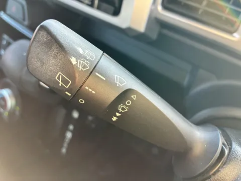 Toyota Pixis Mega