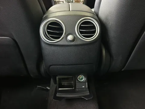 Mercedes-Benz Mercedes-Benz GLC