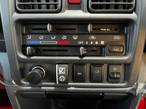 Mazda Scrum Truck