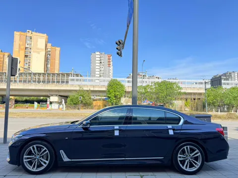 BMW 7-Series