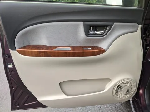 Toyota Pixis Joy
