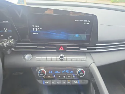 Hyundai Elantra (Avante)