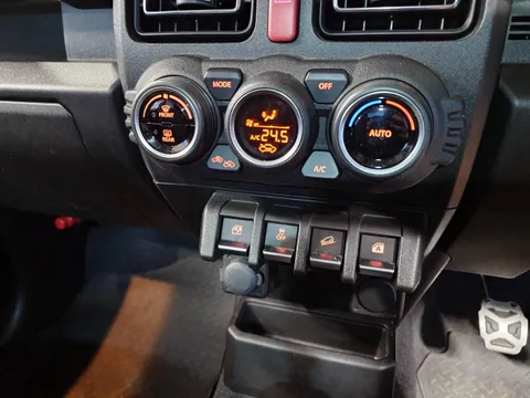 Suzuki Jimny Sierra