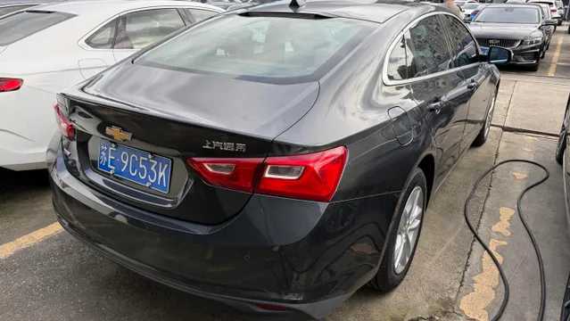 Chevrolet Malibu XL