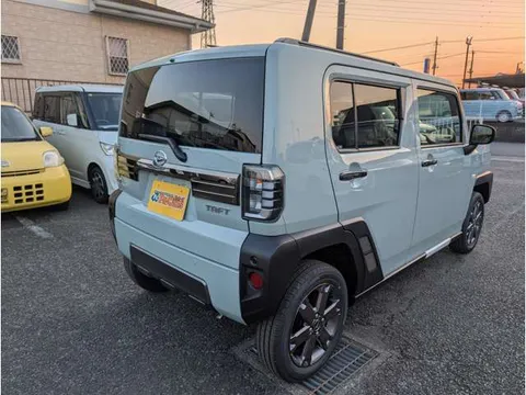 Daihatsu Taft